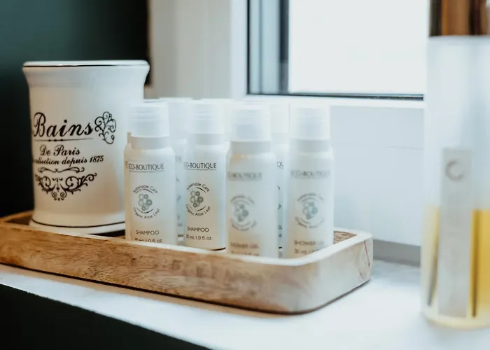 Apartman Uniwersytecka 27 - Przestronny Na Wroclawskiej Starowce - 3 Sypialnie, Sauna, Billard - - Fair *