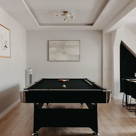 Uniwersytecka 27 - Przestronny Na Wroclawskiej Starowce - 3 Sypialnie, Sauna, Billard - Fair *