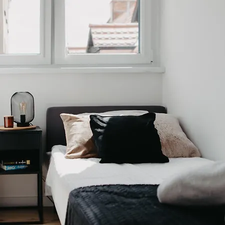 Uniwersytecka 27 - Przestronny Na Wroclawskiej Starowce - 3 Sypialnie, Sauna, Billard - - Fair Breslau